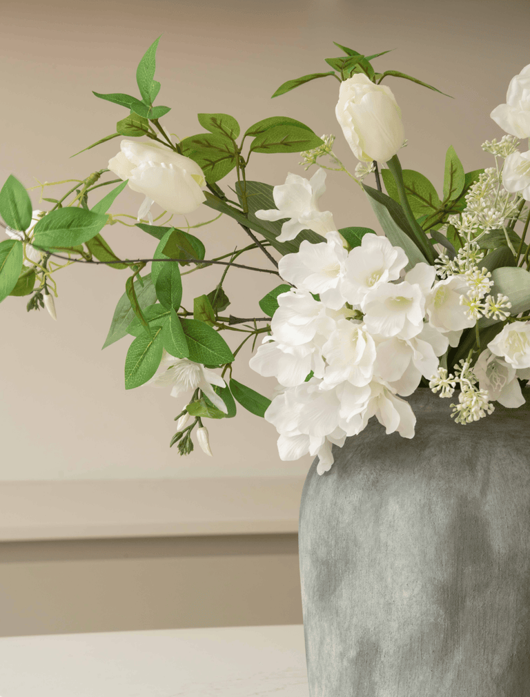 Faux Arrangement - Tulip & Agapanthus White