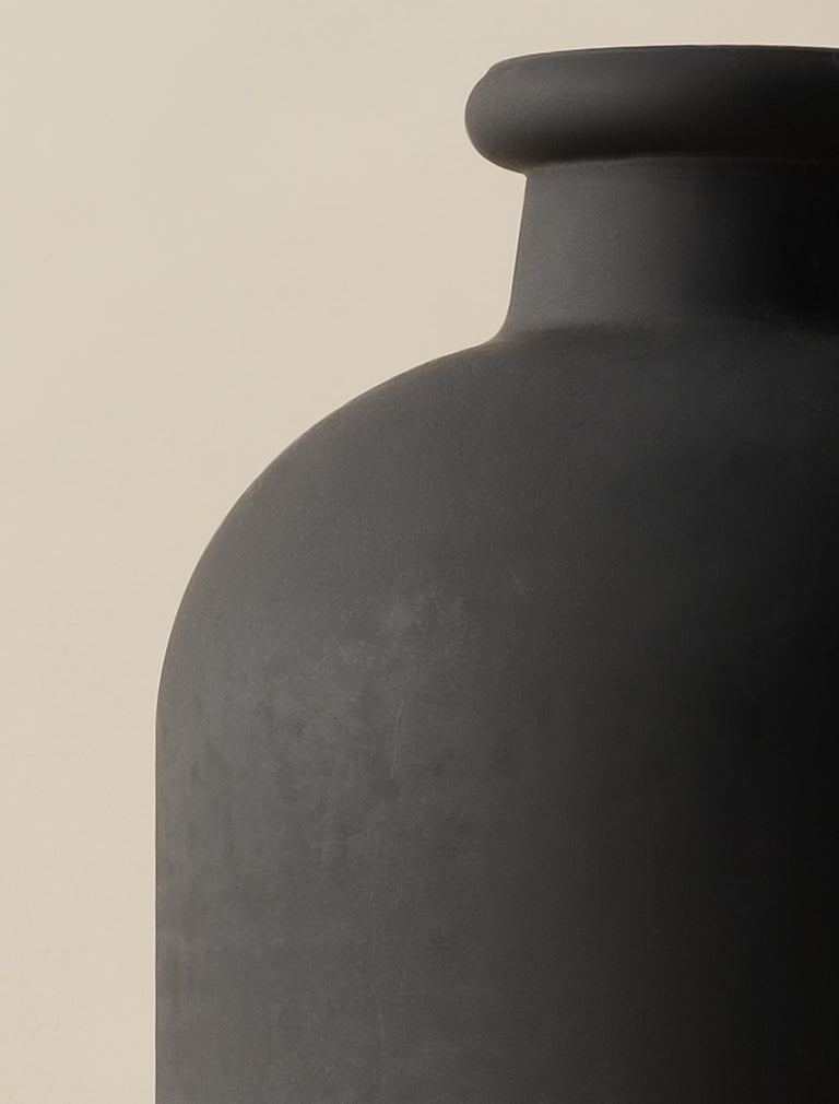 Aria Glass Vase - Matt Black